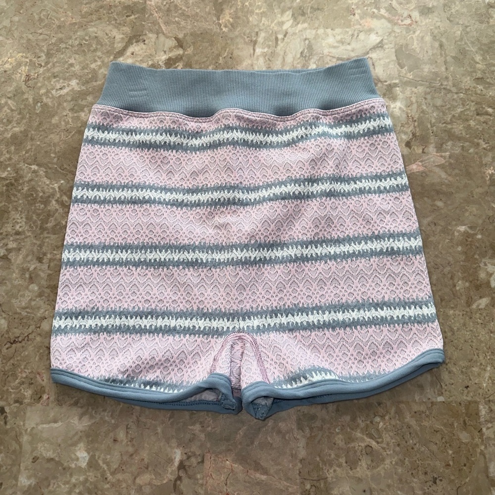 FP Movement Shorts size M / L